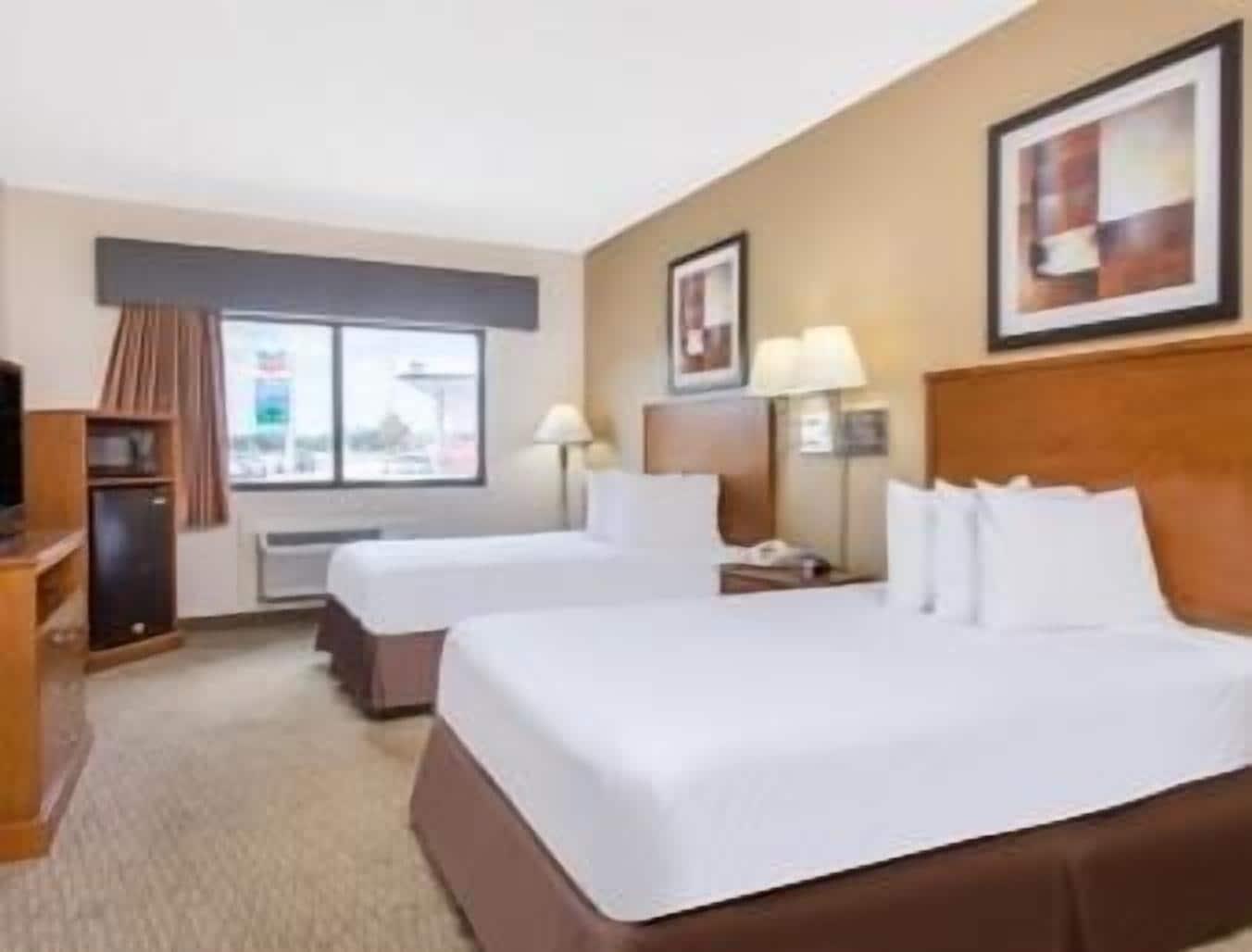 Days Inn By Wyndham Phenix City Near Fort Moore Exterior photo